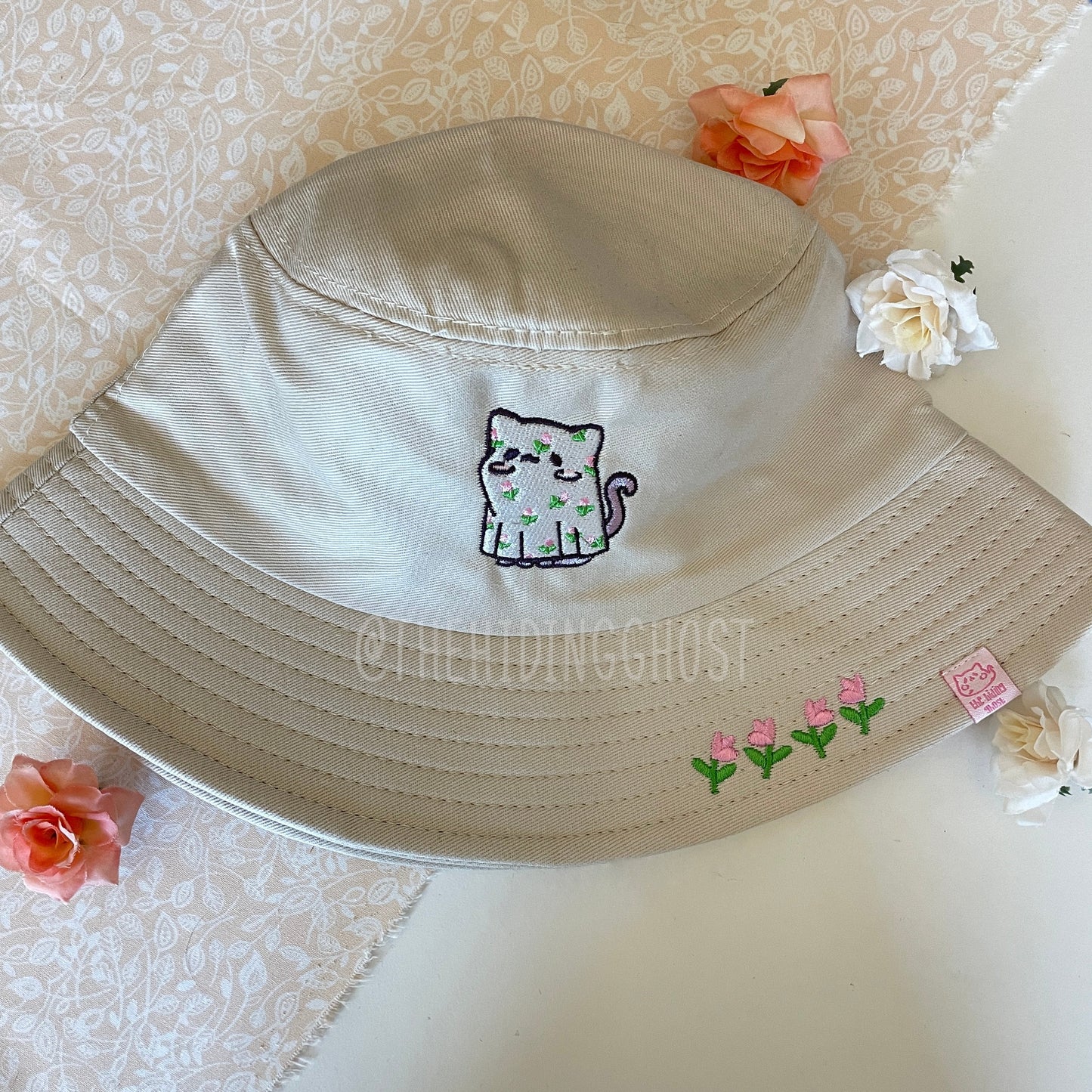 Beige Cat Sheet Ghost Bucket Hat